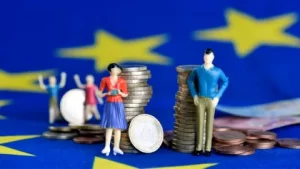 Trecerea la moneda euro: ce avantaje ar avea România