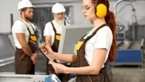 Salarii de până la 10.000 de lei pentru românii care își caută de muncă. Unde sunt cele mai multe posturi