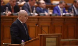 Aritmetica parlamentară pentru moțiunea de cenzură: PSD și AUR au o majoritate confortabilă pentru a pica Guvernul Bolojan