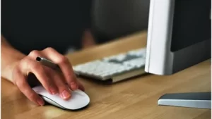 Ce riști dacă hărțuiești online: UE pregătește legea care schimbă tot