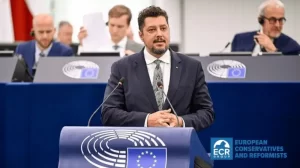 Claudiu Târziu cere alegeri anticipate după moțiune: Bolojan ar pleca mâine acasă. Doar că poporul nu votează