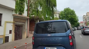 Percheziții ale procurorilor Parchetului General au loc, joi dimineață, la Apele Române din Constanța, conform surselor judiciare.  Directorul instituției, Stelică Hagi, a declarat pentru ISE că perchezițiile nu au legătură cu instituția sau cu angajații, ci vizează subsectoare de plajă din Mamaia Nord:  ”Perchezițiile nu vizează sediul ABADL si niciun angajat al insititutiei. Are legătura cu subsectoare de plaja din Mamaia nord in cadrul unui dosar penal pe 2026, urmare atribuirii de contracte de închirierea plaja”, a declarat șeful Administrația Bazinală a Apelor Dobrogea-Litoral (ABADL) pentru Info Sud-Est.