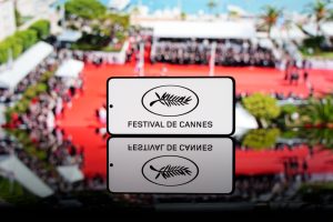 Analiză Reuters. Tot mai mulți cineaști vorbesc despre integrarea AI în cinematografie fără a fi afectată creativitatea umană, iar discuțiile deja nu mai sunt despre folosirea sau nu a acestei tehnologii. La Festivalul de la Cannes, susținătorii inteligenței artificiale au argumentat că AI poate reduce drastic costurile și perioada de producție.