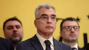 AUR a descoperit Bursa: de la „nu ne vindem țara” la „mai emitem niște acțiuni”