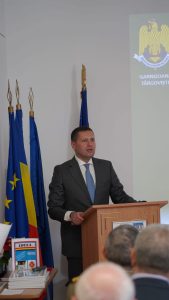 Corneliu Stefan-Presedintele CJDambovita:Simpozionul dedicat Zilei Eroilor