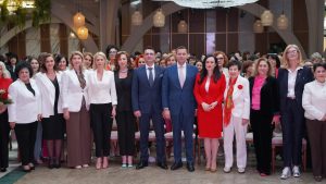 Corneliu Stefan-Presedintele CJDâmbovița: Felicitări, Carmen Holban!