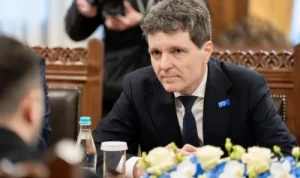Nominalizarea unui premier, amânată. Nicușor Dan a avut discuții informale cu Bolojan și Grindeanu și azi urmează noi întâlniri extinse (SURSE)