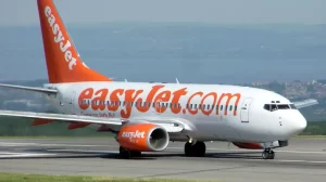 Companie aeriană Easyjet, vizată pentru prețuri nejustificate la bagaje: autoritatea de concurență din Italia au deschis o anchetă