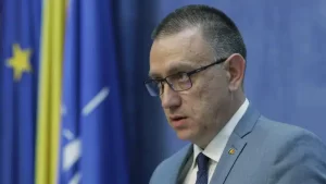 „Nota 4, stai jos!” – Mihai Fifor, despre criza din educație: „Statul român riscă să rămână repetent pentru a treia decadă consecutivă”