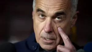 Perla momentului: Călin Georgescu și smerenia în fața dronei rusești