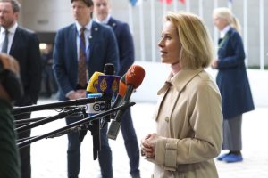 Mesaje de susținere pentru România din partea NATO, UE și a Franței, după explozia unei drone marine ucrainene în Portul Constanța. Șefa diplomației europene, Kaja Kallas, spune că “responsabilitatea finală pentru ceea ce s-a întâmplat revine Rusiei”.