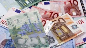 România riscă să piardă miliarde din PNRR. Remus Borza, avertisment: Economia nu duduie, ci bubuie. E în recesiune
