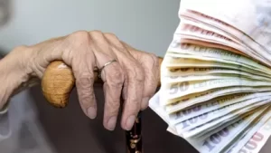 Pensionarii trag un semnal de alarmă disperat. „Guvernanții ne tratează cu totală indiferență”!