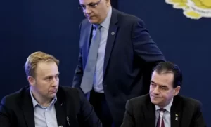 Acuzat de crime și extorcarea pacienților, fostul ministru al Sănătății a cerut în instanță suspendarea unui grup de Facebook