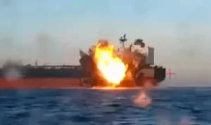 Dublu atac în Marea Neagră: Nave comerciale aflate sub pavilioane diferite au fost lovite de drone