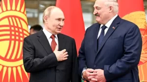 Ultimatumul lui Zelenski: Lukașenko se ascunde sub fustele lui Putin