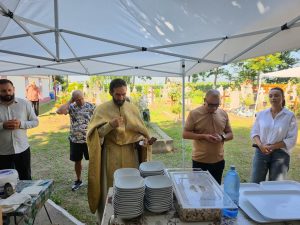 Tița Bogdan-Primarul comunei Ulmi: Ieri, de sărbătoarea Sfinților Apostoli Petru și Pavel, am avut bucuria să fiu alături de părintele paroh și de credincioșii din satul Nisipurile, unde am sărbătorit hramul bisericii.