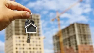 Două Românii imobiliare. Bucureștiul accelerează, iar Clujul pierde ritmul pe piața locuințelor