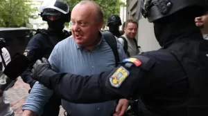 Un bărbat nevăzător care a locuit în azilele de la Bihor rupe tăcerea: Mâncare suficientă, dar de rea calitate, pensia mergea toată în conturile lui Pașca