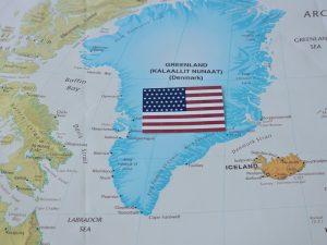 Donald Trump spune că retragerea trupelor americane din Europa ”depinde de Groenlanda”, fără a detalia. Trump a declarat de mai multe ori că dorește ca SUA să controleze Groenlanda.