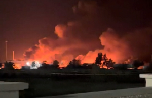 Atac al SUA asupra Iranului, pentru a doua noapte la rând. Armata americană anunță că a lovit 90 de obiective militare. Explozii raportate în mai multe porturi iraniene. La rândul lor, iranienii au atacat bazele americane din Bahrain și Kuweit, dar momentan nu au fost confirmate pagube.