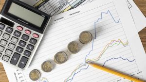 Deficitul comercial a scăzut în primele cinci luni din 2026. Ce exportă România în proporție de 46,6%