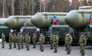 China a avertizat Rusia să nu folosească arme nucleare împotriva Ucrainei, ca răspuns la atacurile ucrainene asupra teritoriului rus. Volodimir Zelenski spune că a aflat acest lucru de la liderii europeni, la summitul NATO de la Ankara.
