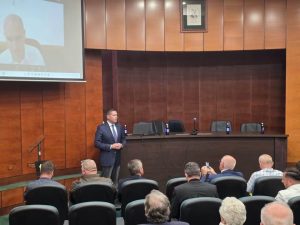 Corneliu Ștefan-Președintele CJDâmbovita: Am participat astăzi la sesiunea extraordinară de lucru a Consiliului Consultativ de Administrare al Parcului Natural Bucegi și al Sitului Natura 2000 ROSCI0013, unde au fost analizate propunerile privind Planul de Management Integrat al Parcului Natural Bucegi.