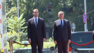 Cine este Vasile Tofan, omul de afaceri care, de ziua sa, “a primit cadou” funcția de premier al Moldovei. VIDEO Primire cu fast în România