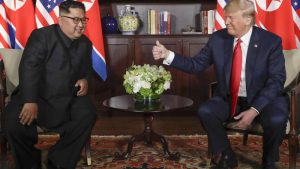 Donald Trump reia mesajele către Kim Jong Un. Ce îi transmite liderul de la Casa Albă