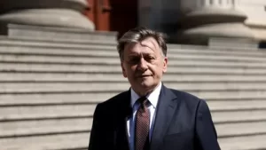 Crin Antonescu, atac dur la USR și Bolojan în scandalul legii integrității: „S-a înhăitat cu domnul Fritz pentru salvarea soldatului Fritz”